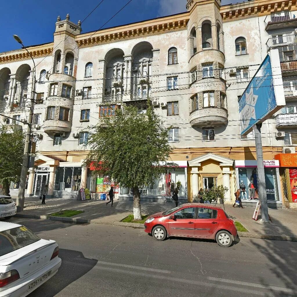 V1.ru: Мастера стрит-арта украсили подпорную стенку в центре Волгограда