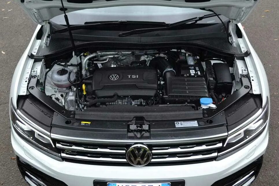 VW Tiguan 2012 под капотом. VIN Volkswagen Tiguan 2021 под капотом. VIN Tiguan 2.0. Двигатель Фольксваген Тигуан 1.4 AMT.