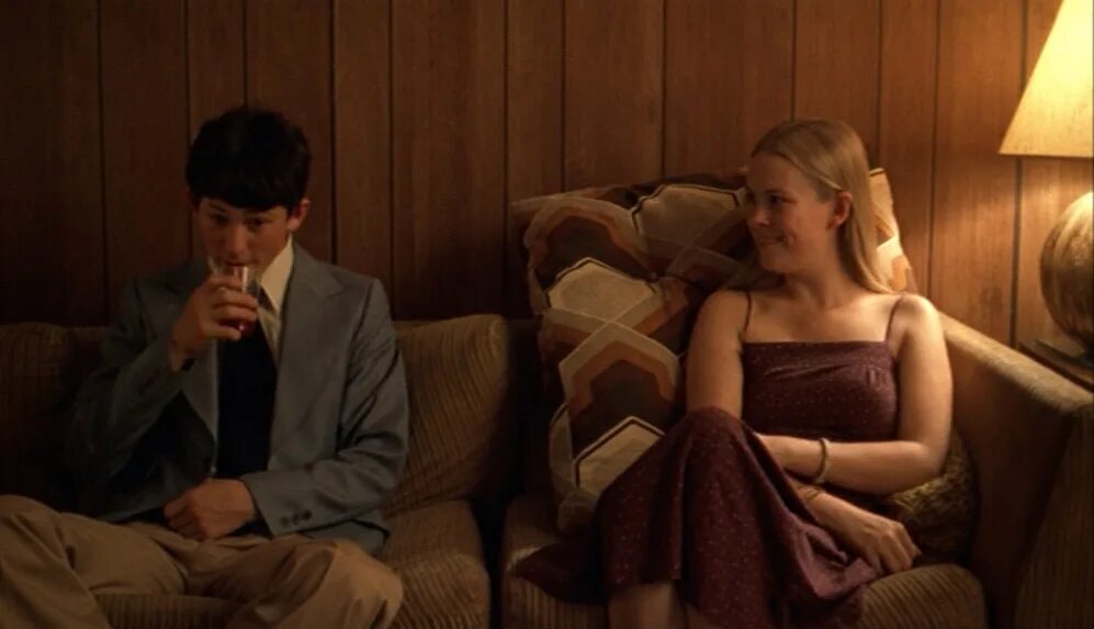Сестра девственница 18. Джонатан такер девственницы самоубийцы. the virgin suicides (2000) кадры. virgin фильм 2004. фильм девственница.