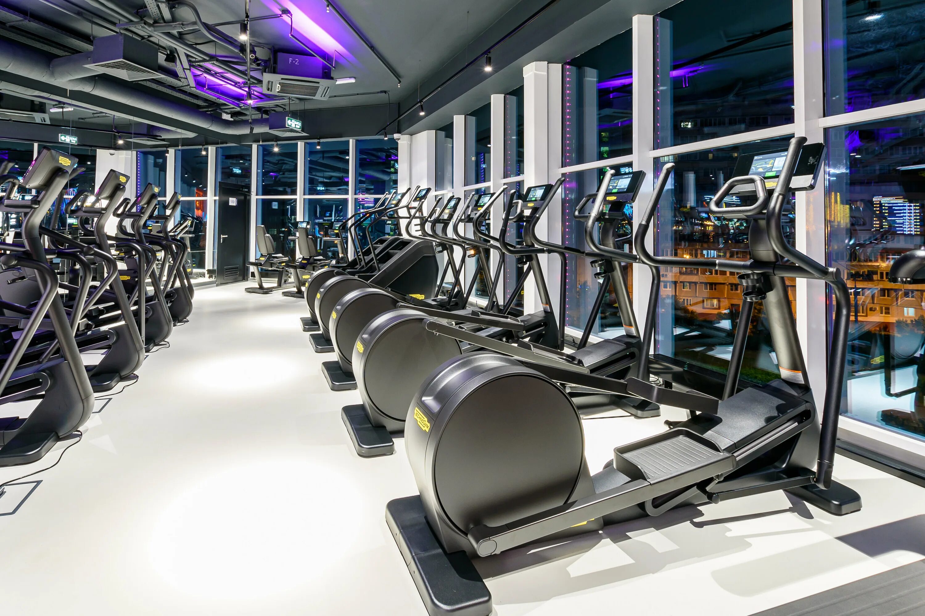 Photo: DDX FITNESS - Bibirevo Budapesht, fitness club, Moscow, Leskova Street, 1