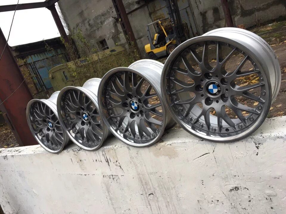 Купить диски 18 бу. Диски BMW BBS r17. BBS RS 740. BMW e39 BBS RS Disk. Диски BBS r20.