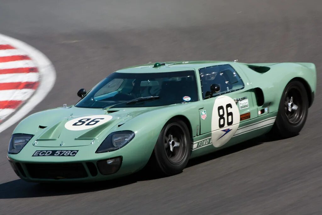 Gt 40 купить. Форд gt40. Форд gt40 2005. Gt40 mk1 scheme. Ford gt40 Форсаж.