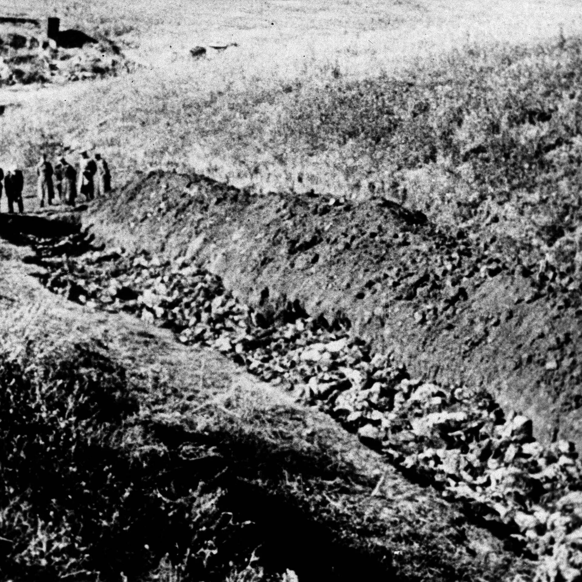 Мемориальный комплекс бабий яр в киеве. 29 яр. Бабий яр памятник в киеве. 1941 расстрел евреев бабий яр. Айнзацкоманда бабий яр.