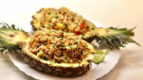 Ананас с морепродуктами