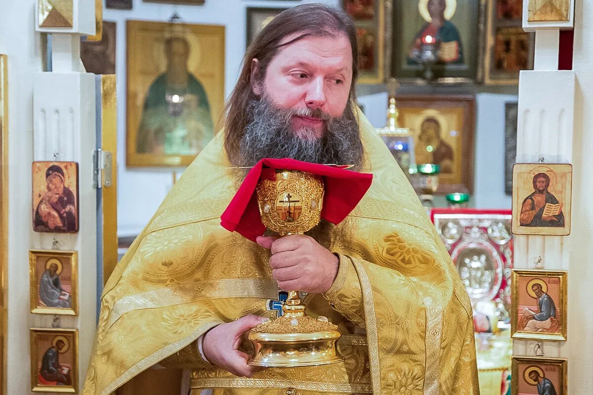Священник артемий владимиров. Протоиерей артемий владимиров. Протоиерей владимирский. Батюшка артемий владимиров. Протоиерей артемий владимиров.