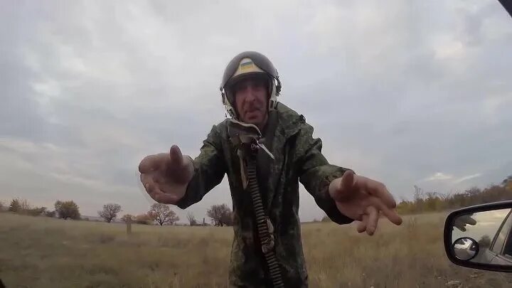 Пословица нет худа без добра. Яма на дороге. Влетел в забор и перевернулся даче прибрежный челны. Залетел туда. Перекрыл дорогу машиной.
