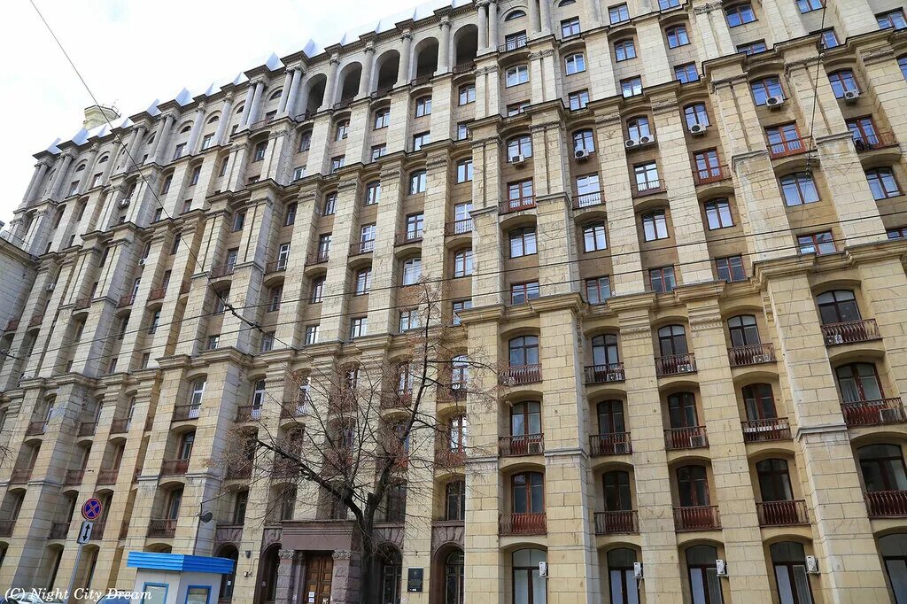 Пятницкая улица 66 стр 5. Краснопролетарская москва. Квартиры в пределах садового кольца. Московский балтийский внутри дома. Москва, ул.