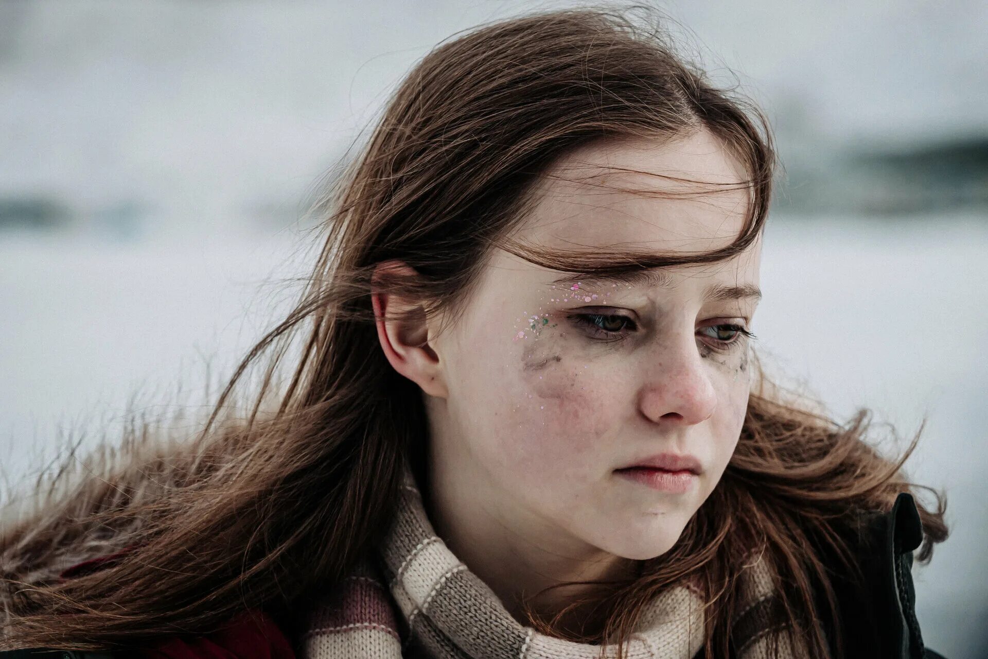 спящий ребенок. один маленький ночной секрет (2023). мала ночи. ночной город улица. маленькие кошмары.