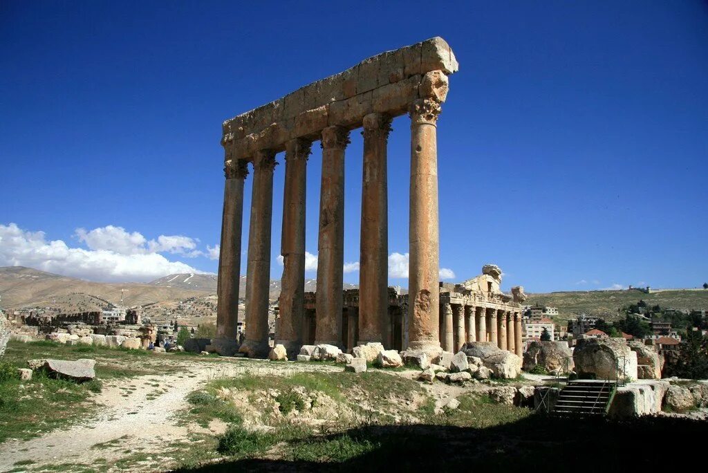 Бекаа ливан. Долина бекаа. Долина бекаа. Бекаа ливан. Ливан река бекаа.