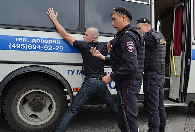 Как найти полицию