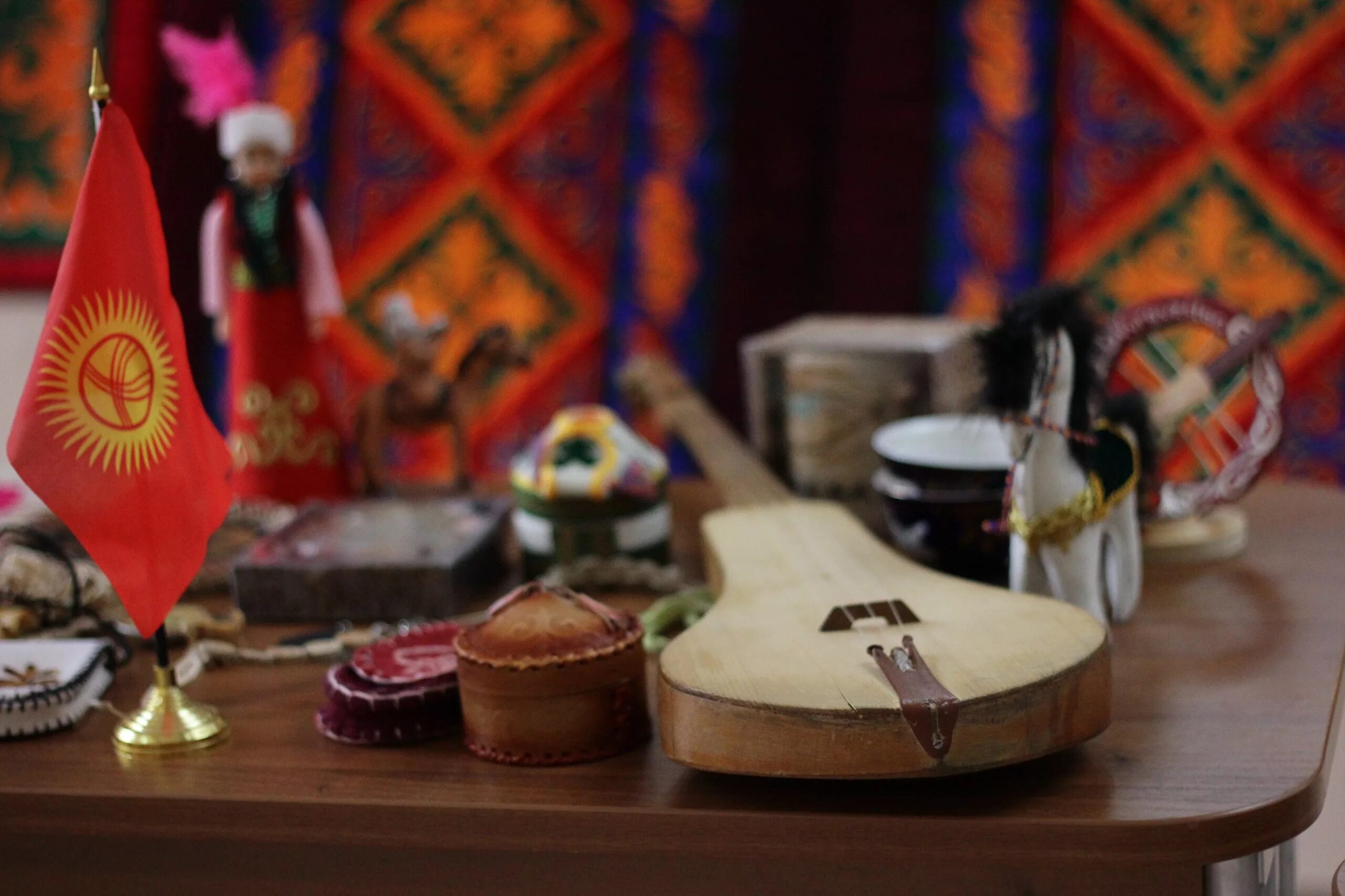 сувениры народных промыслов. искусство сувенир. искусство сувенир. народная игрушка. владимирские узоры суздаль.