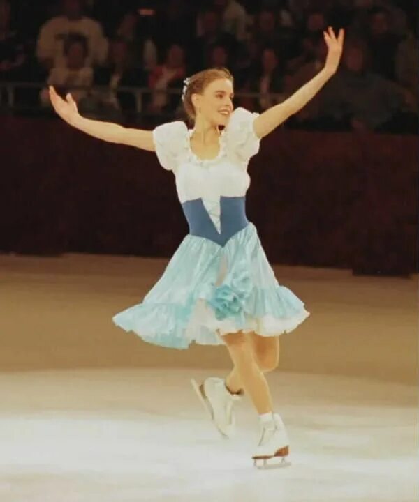 Екатерина александровна гордеева. Фигурист сергей гриньков и екатерина гордеева. Фигурист сергей гриньков и екатерина гордеева. Гордеевы фигуристы. Гордеевы фигуристы.