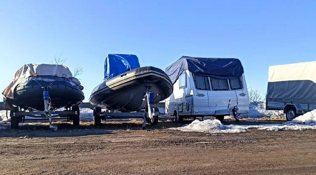 калипсо североморск. пляж в г. калипсо североморск. катера в кольском заливе. сауна североморск калипсо.