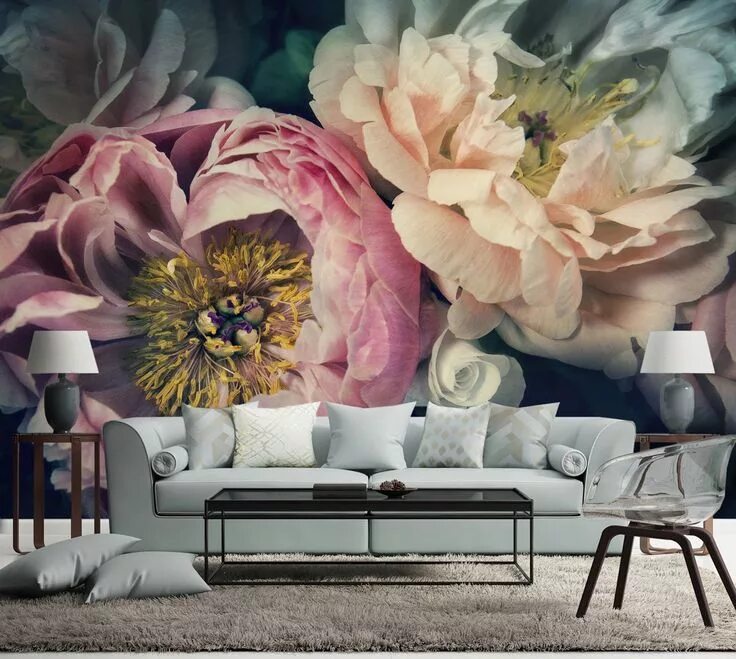 Dark floral wallpaper brings the drama Papier peint floral, Papier peint, Deco