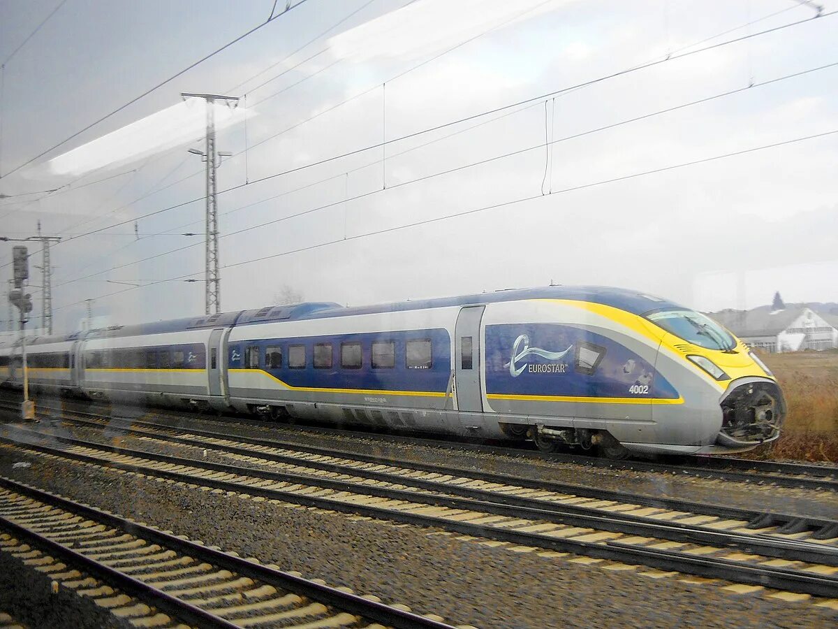 Eurostar анапа. Eurostar e320. eurostar 320-. eurostar электропоезд. поезд eurostar.