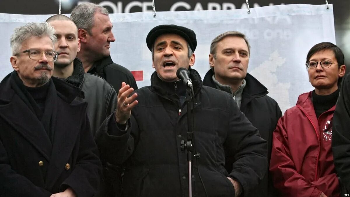 Представитель оппозиции. Оппозиция в России. Российские оппозиционеры. Российская оппозиция Лидеры. Российская либеральная оппозиция.