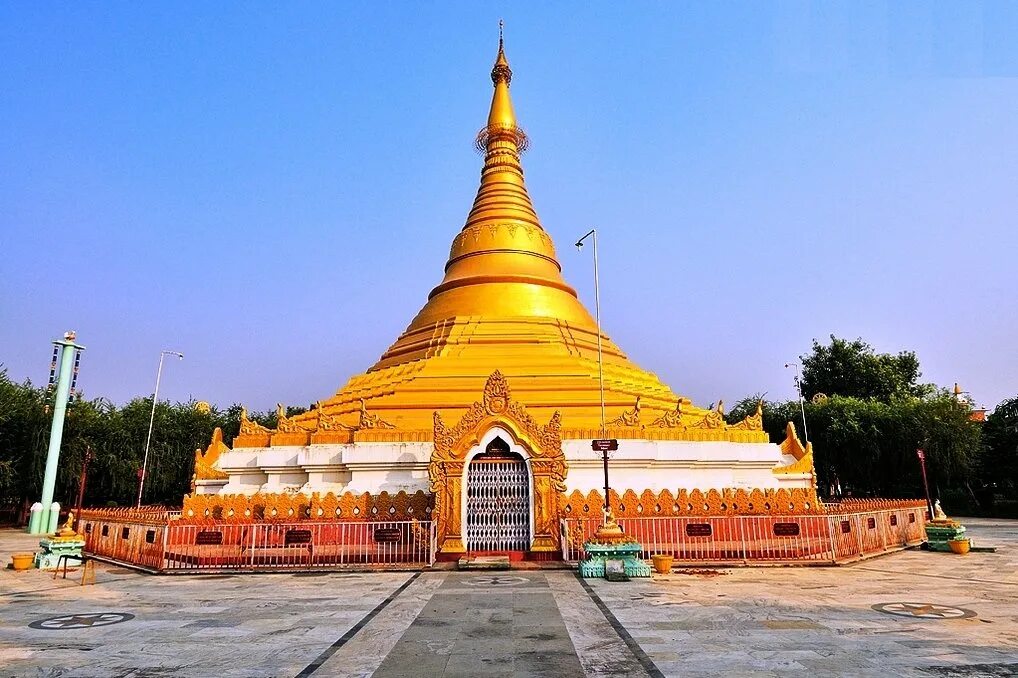 Непал шри. Лумбини Непал место рождения Будды. Ступа лотоса в Лумбини. Лумбини — место рождения лорда Будды. Лумбини храм Будды.