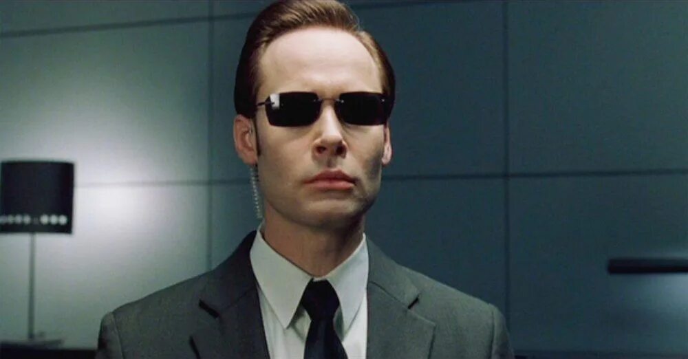 Имя агента из матрицы. Агент смит матрица 2021. Имя агента из матрицы. Агент смит из матрицы. Мистер смит и мистер андерсон.