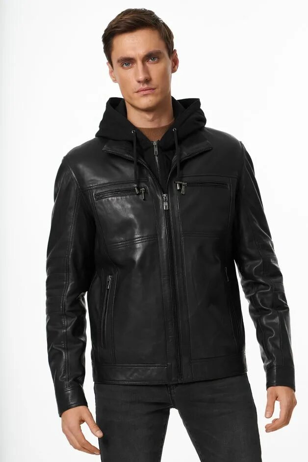 Модные кожаные куртки мужские. Jorg weber casual косуха мужская кожаная. Кожаные куртки casual. Куртки в стиле кэжуал мужские. Мужской стиль с кожаной курткой.