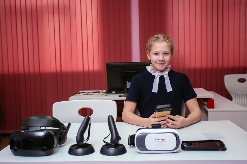 Мой бизнес великий новгород. Мфц федоровский ручей великий новгород. Мфц федоровское телефон. Мфц федоровское телефон. Мфц стойка информации.