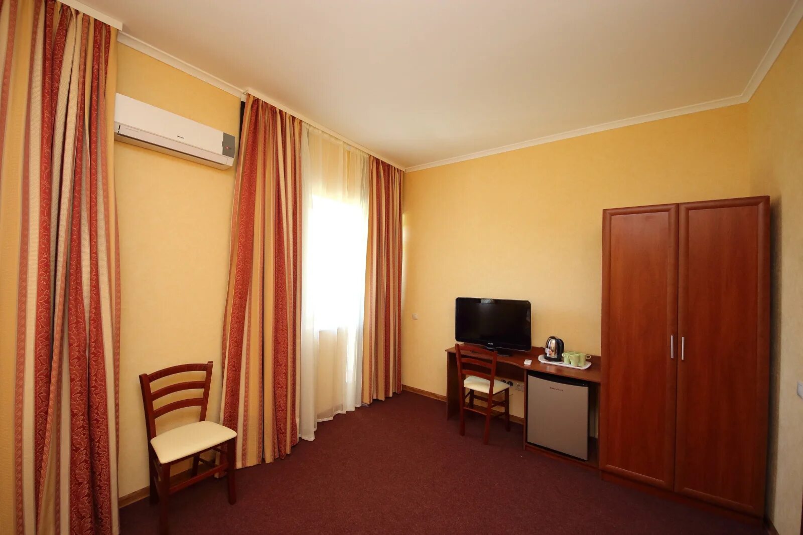 люкс отель саратов. пионерский отели и гостиницы. гостиница 903 псков. люкс отель саратов. гостиница круиз пионерский калининградская область.