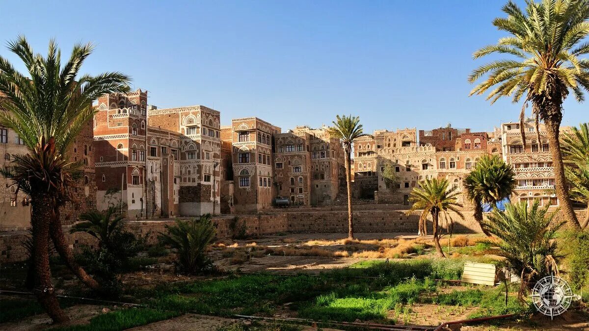Сейюн йемен. Санаа йемен. Сана йемен. Древний город шибам в йемене. Санаа йемен.
