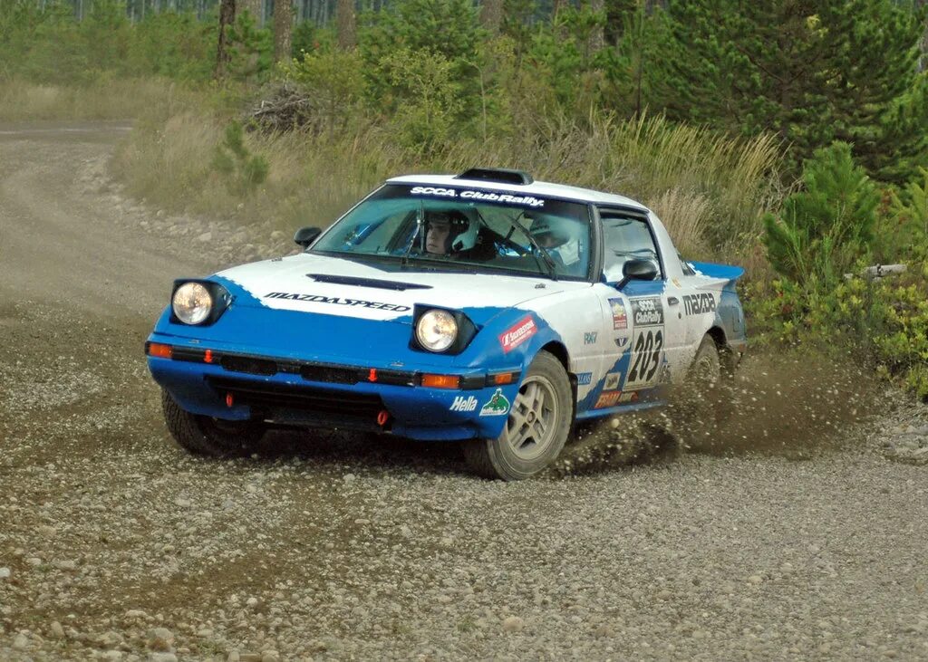 Ралли 7. Mazda RX-7 Rally. Раллийная Mazda RX-7. 1975 Mazda RX-3 Rally. Mazda RX 7 1985 Rally.