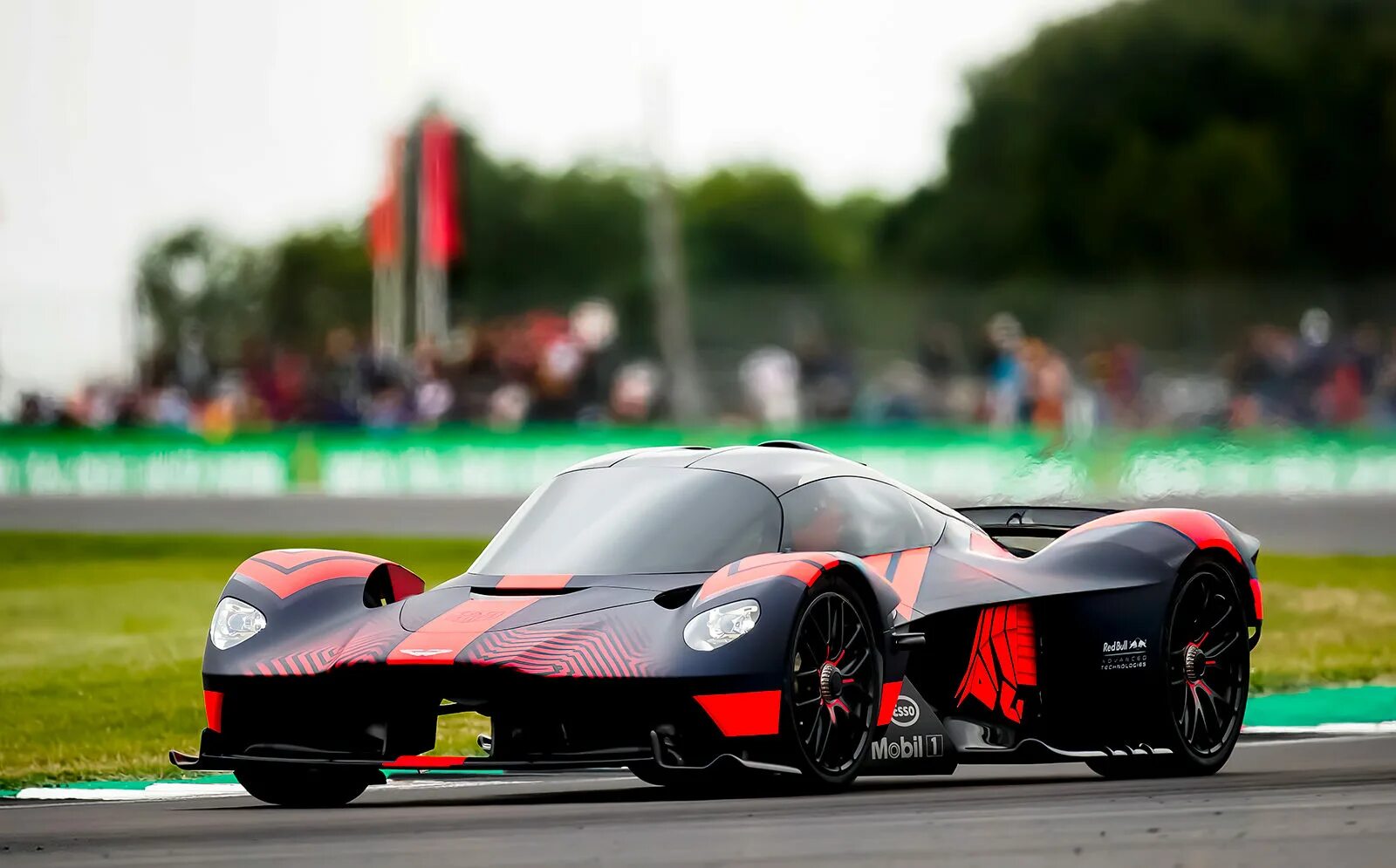 Am valkyrie. Aston martin valkyrie. aston martin valkyrie – $3.2 млн. пежо гиперкар.