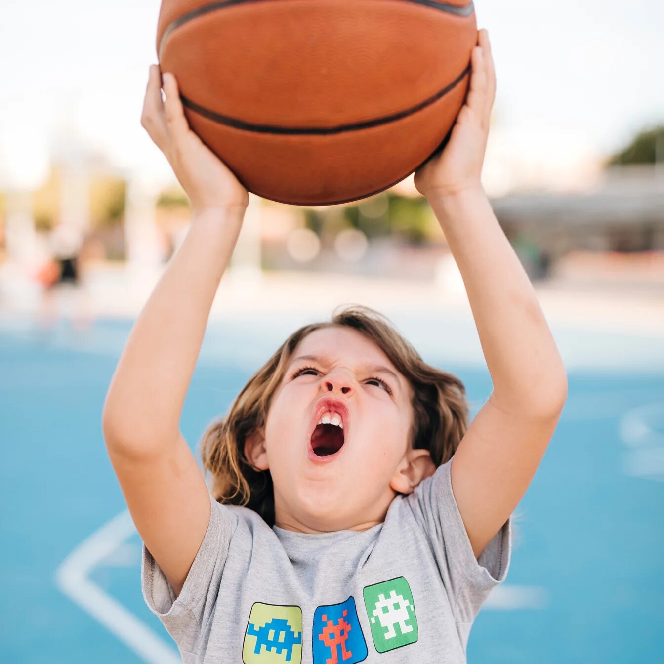 Детский баскетбол. Баскетбол дети. Дети играют в баскетбол. Дети играющие в баскетбол. Sport can play with