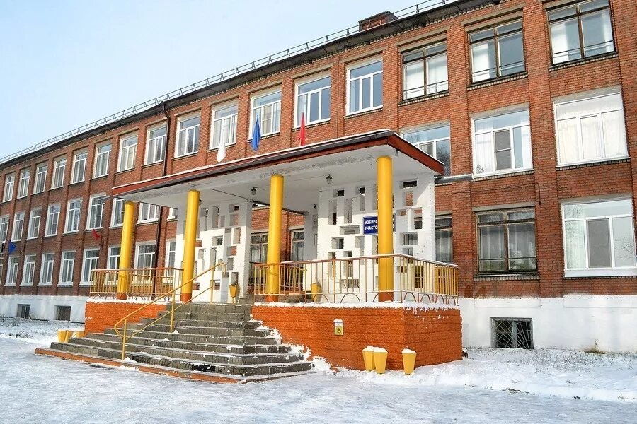Маоу сош 6 г кушва. Школа 6 кушва. 6 школа кушва маоу сош. школа 10 кушва. школы кушвы.