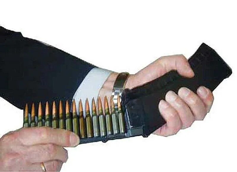 вставлена в обойму. обойма в053l01. пистолет стечкина. 5 мм. затвор птрд схема.