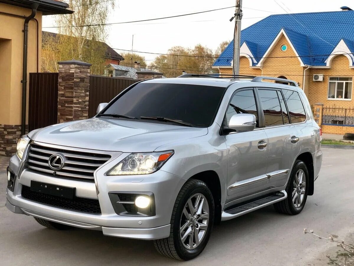 570tl в рублях. Lexus lx 570 серебристый. 570tl в рублях. лексус 570 2012 белый. лексус lx 570 2017.