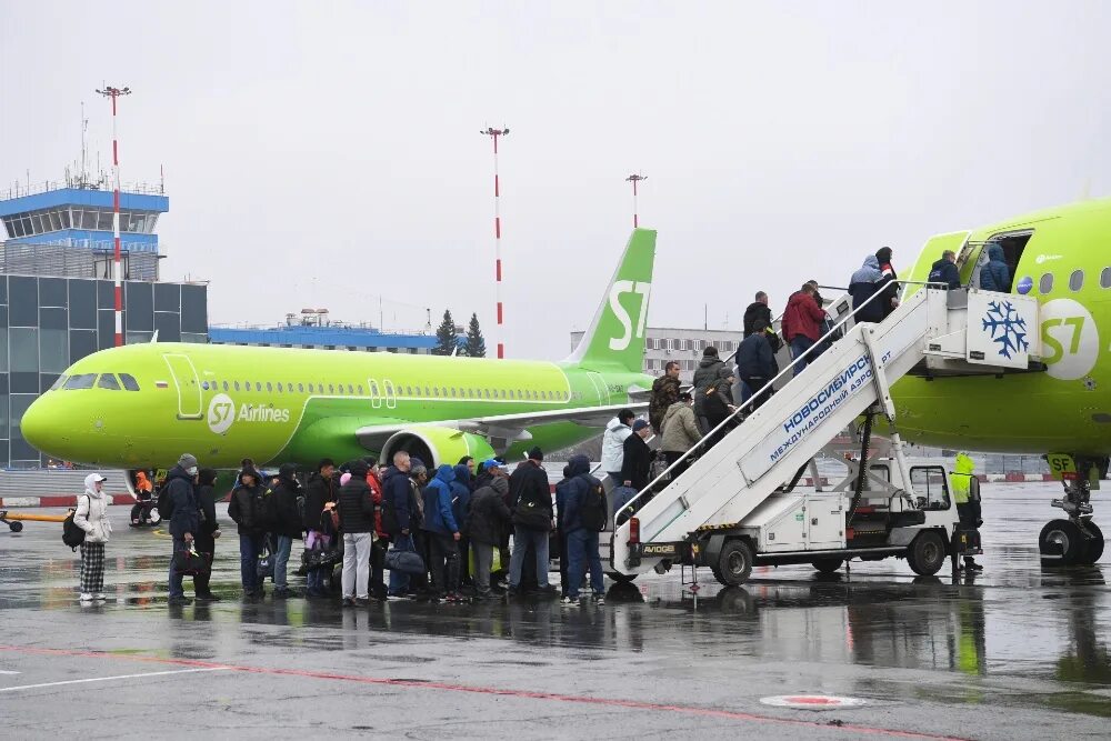 Новости авиаперелетов. Отмена рейса. Цитрус s7. Задержка рейса. Задержка рейса.