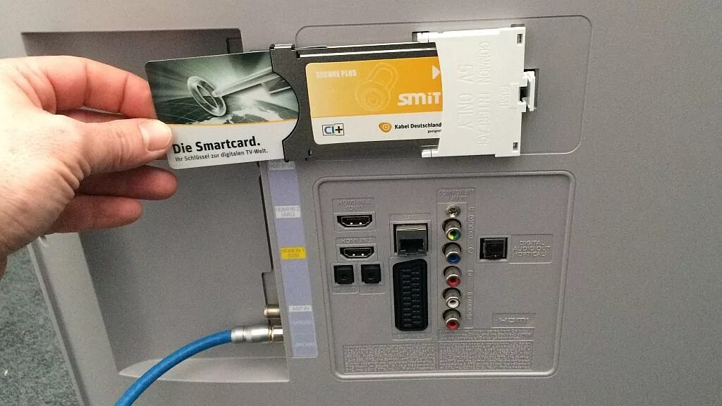 Слот ci+ для тв самсунг. Кам модуль для телевизора самсунг. Разъем ci pcmcia. Pcmcia card slot в телевизоре. Слот для ci/pcmcia.