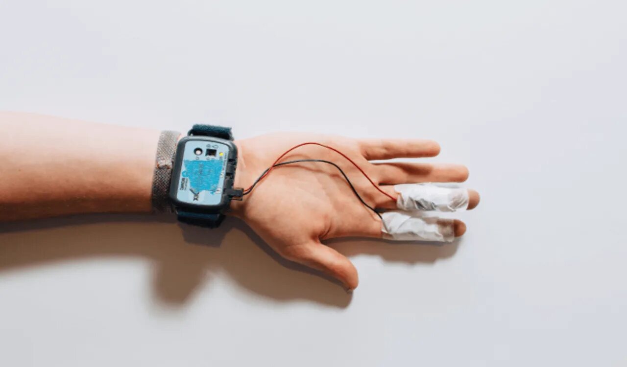Wearable device. Носимая электроника. wearable devices. wearable devices in healthcare. портативные устройства для здоровья (health wearables):.