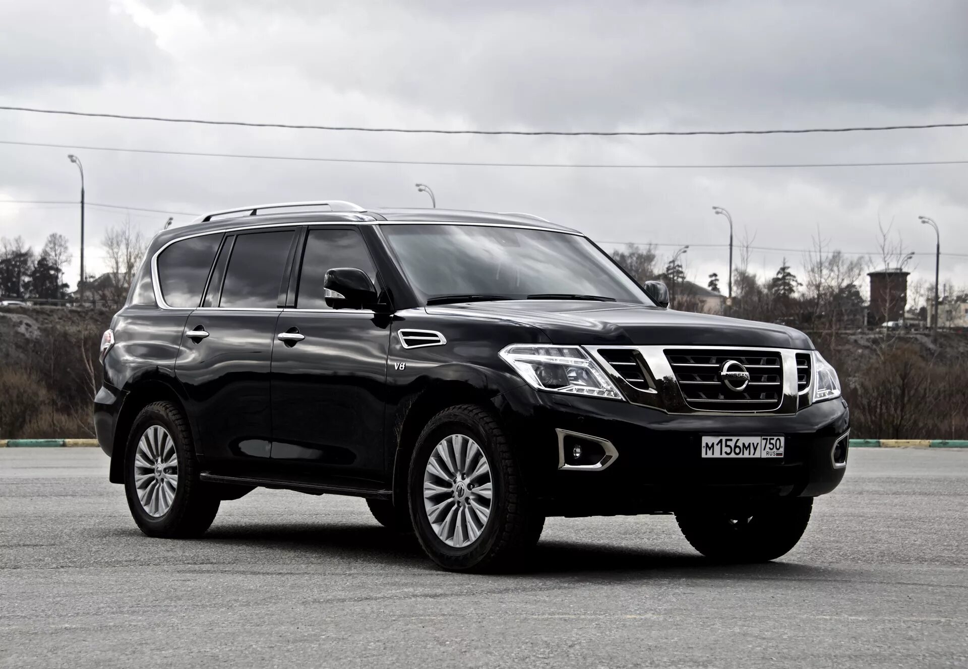 Ниссан патрол отзывы. Nissan patrol y62. nissan patrol 62. ниссан патрол 2015. ниссан патрол черный 2016.
