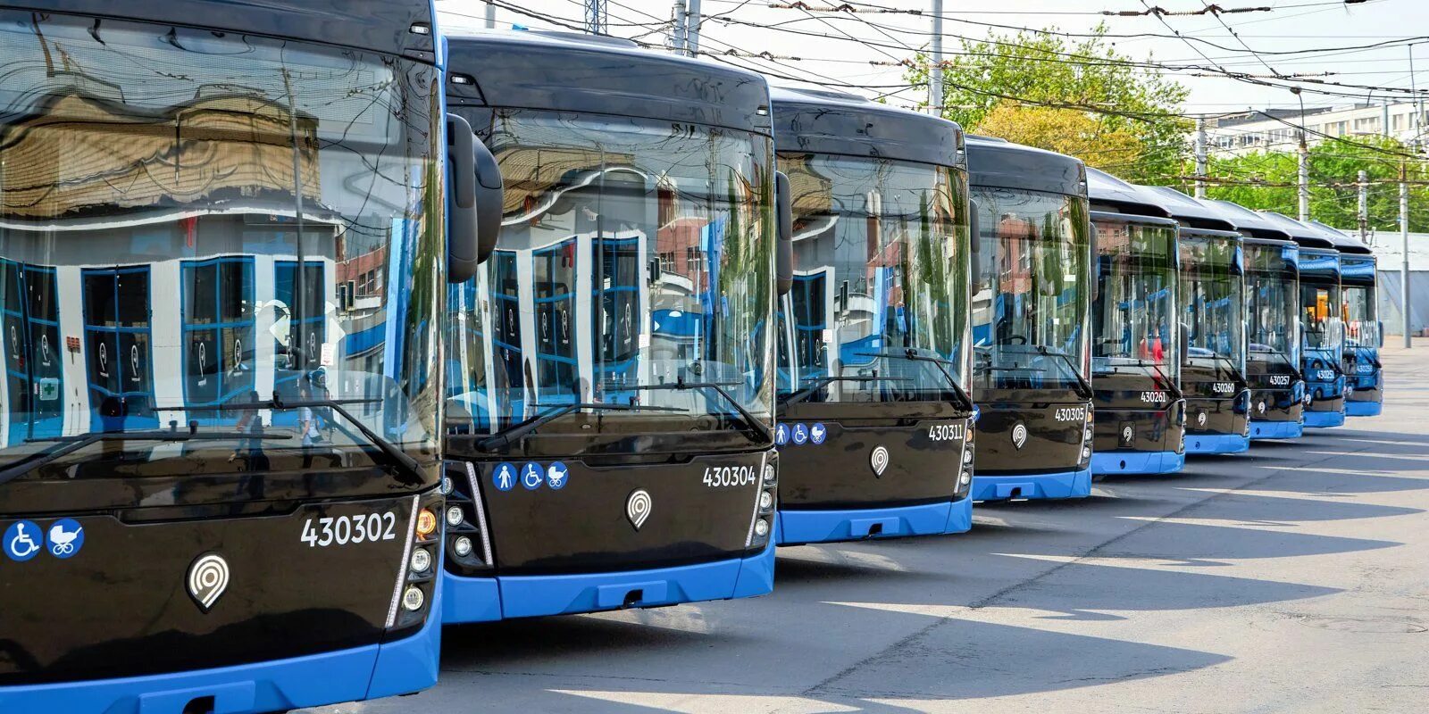 Мосгортранс автопарк. Автобусный парк электробусов красная Пахра. Автобусный парк красная Пахра Мосгортранс. Парк электробусов в красной Пахре. Парк электробусов в Москве.