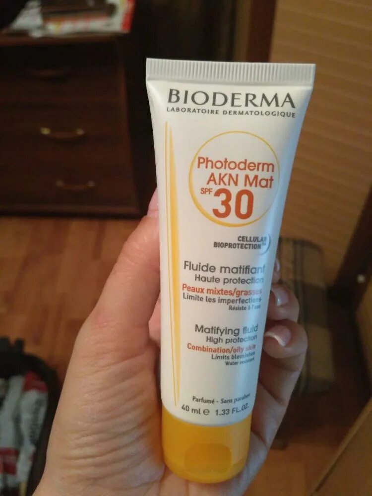 Bioderma Photoderm AKN mat spf40. Биодерма Фотодерм АКН мат СПФ 30. Bioderma эмульсия матирующая Photoderm AKN SPF 30 40 мл. Биодерма матирующая эмульсия SPF 30. Эмульсия spf 30