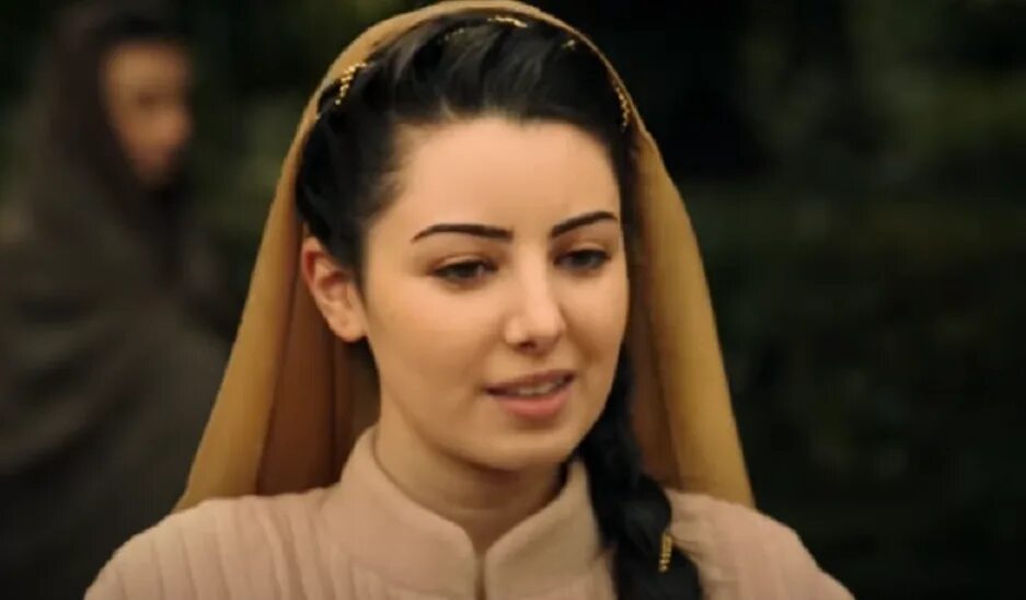 Дочка шаха. Эсмахан султан дочь шах. Дочка шаха. Дочка шаха. Эсмахан султан великолепный.