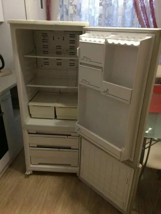 Холодильник бирюса 18. Бирюса 18 холодильник характеристики. Бирюса 18 кшд 260. Бирюса 18с кшд 260/75. Бирюса 18.