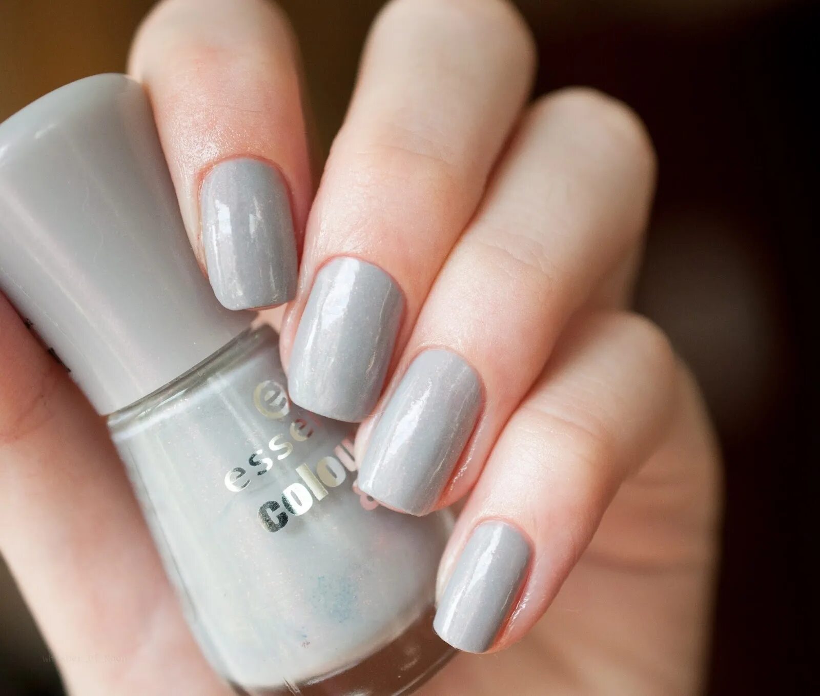 Серый маникюр. Лак серый для лака. Светло серый лак для ногтей. Лак opi серый матовый. Серо голубой лак.