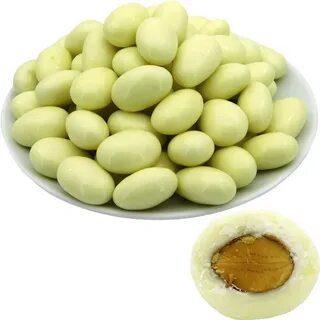 Миндаль в белой глазури