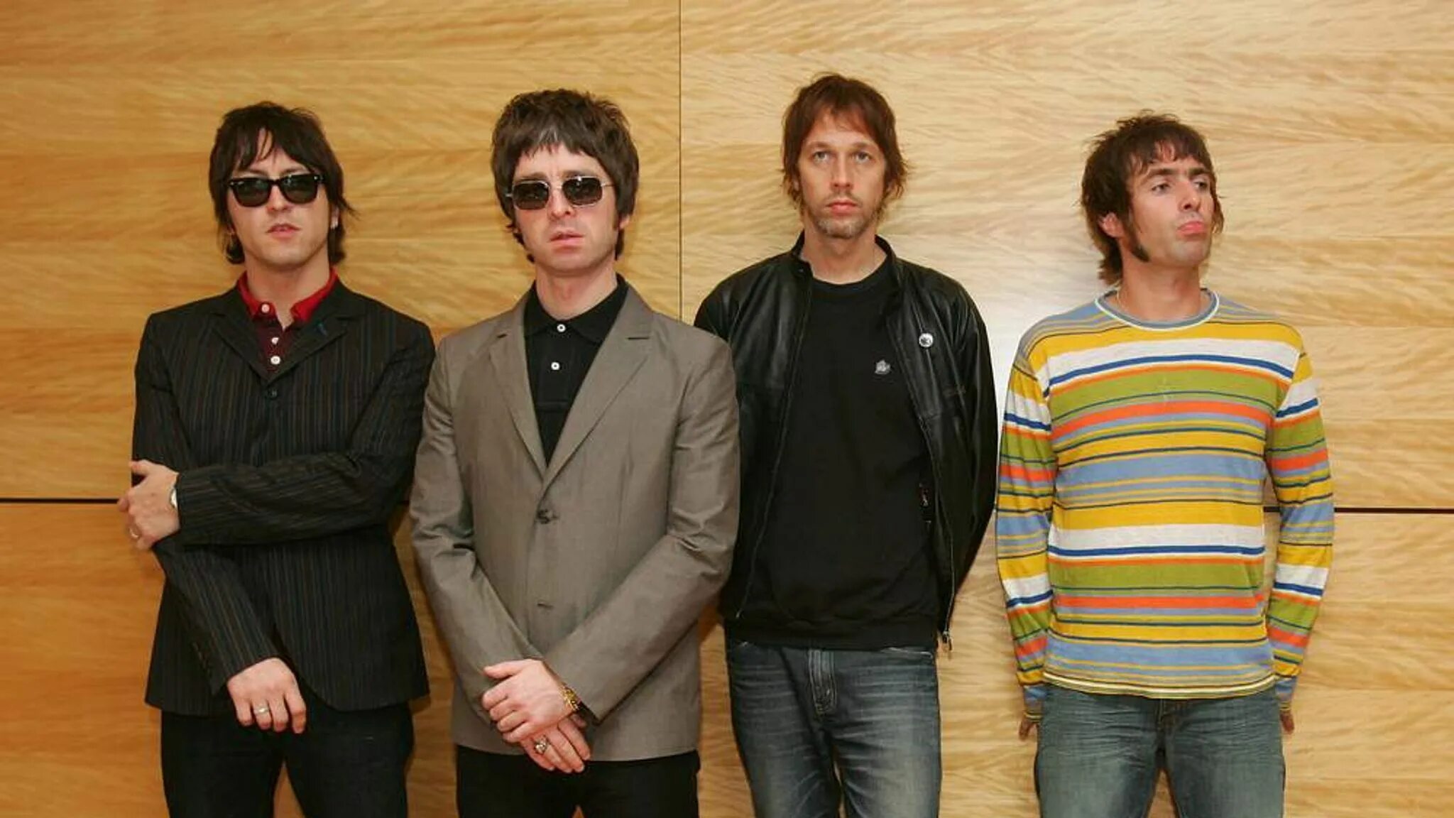 Квин группа 1973. The struts люк спиллер. Группа queen 1975. British rock bands. British rock bands.