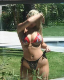 See Alabama Barker Nudes Leak- Intimate Shots from The Private Archive