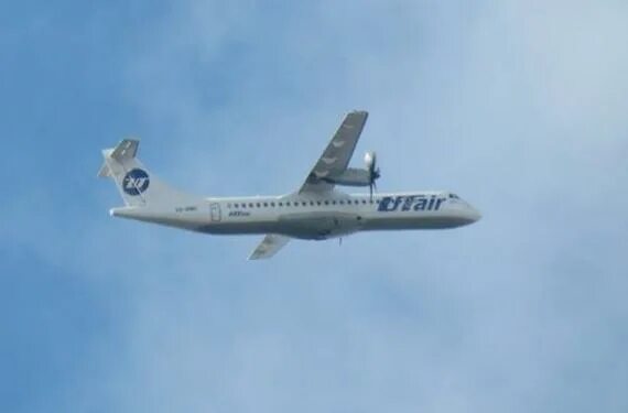 Gifu air field. Atr 72 взлетает. самолёт санкт-петербург-копенгаген. перелет 13. перелет 13.