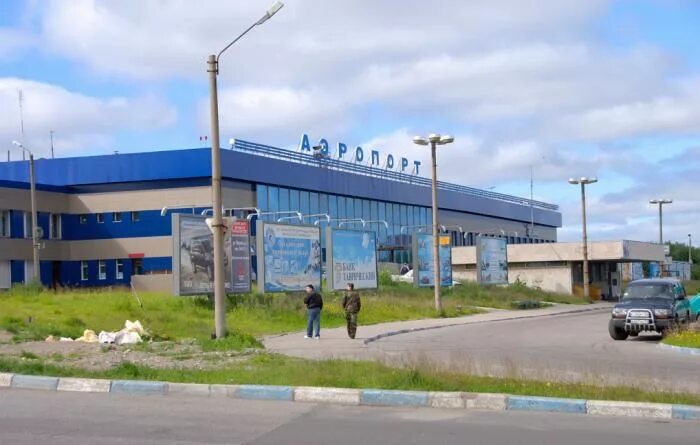 Мурманский терминал. Аэропорт Мурмаши Мурманск. Гостиница аэропорт Мурманск. Терминал аэропорт Мурманск. Аэропорт Мурмаши фото.