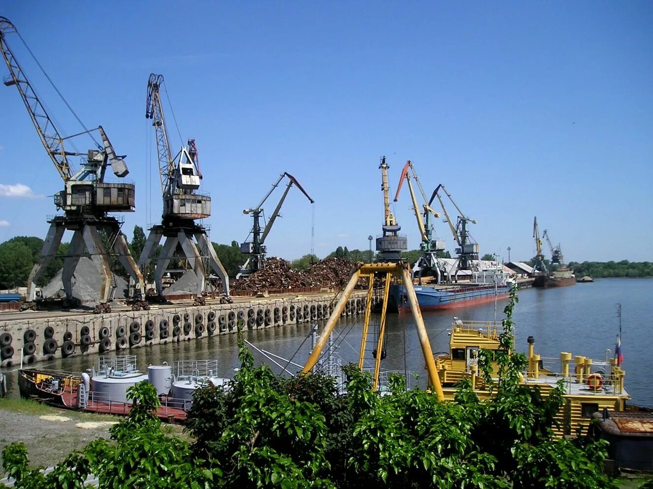Усть донецкий порт