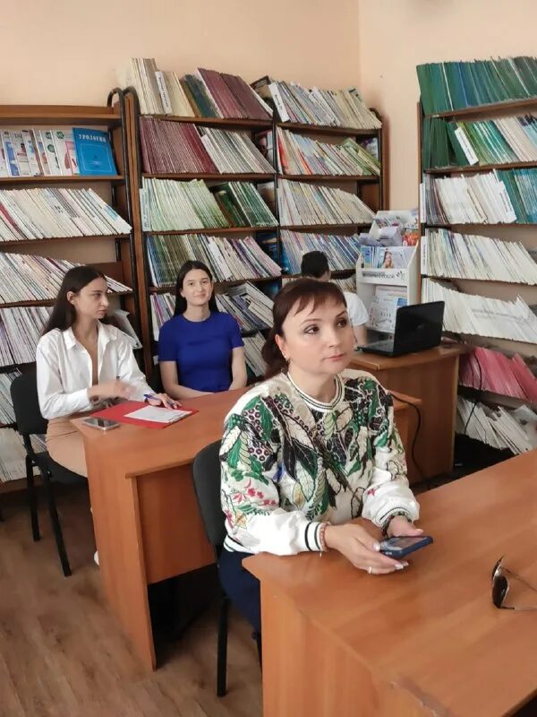 медицинский колледж жени дерюгиной. медколледж севастополь жени дерюгиной. смк жени дерюгиной севастополь. севастопольский медицинский колледж имени жени дерюгиной здание. колледж имени дерюгиной.