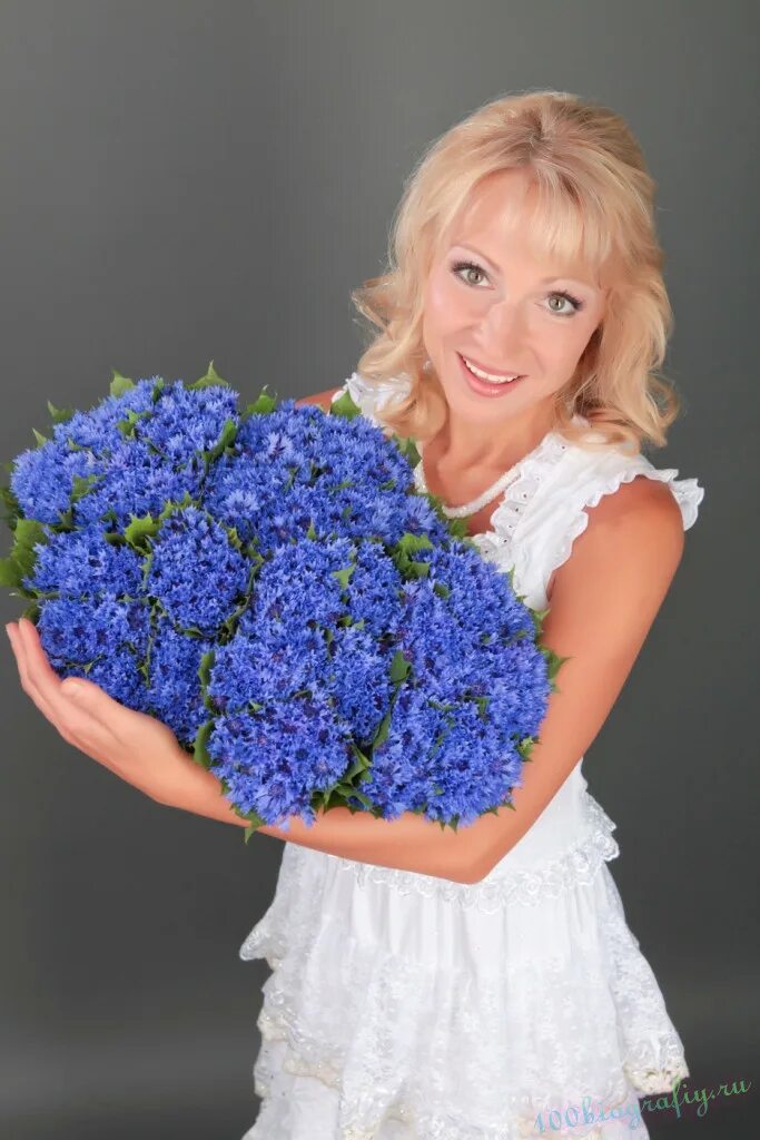 Лена василек в молодости. Василёк певица галина. Певица елена василек. Семья елены василек. Певица елена василек.