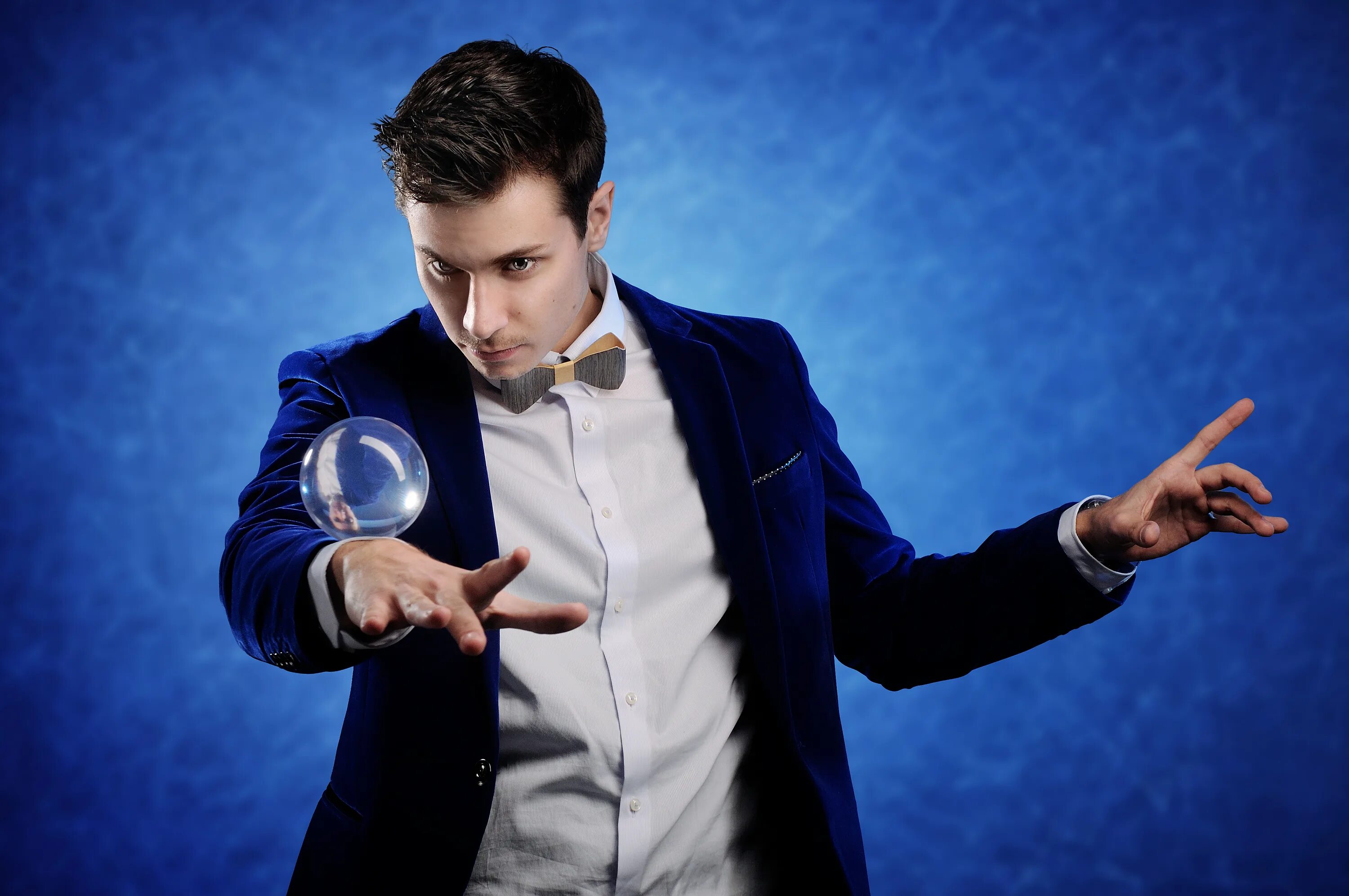 мэджик файв никита голев. цилиндр фокусника. сергей кураж фокусник. руки иллюзиониста. иллюзионист магия.